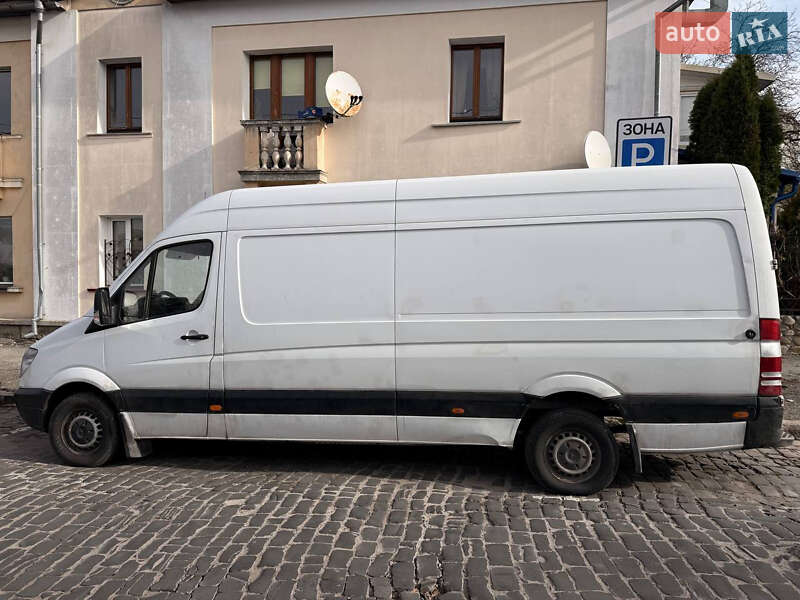Грузовой фургон Mercedes-Benz Sprinter 2013 в Тернополе
