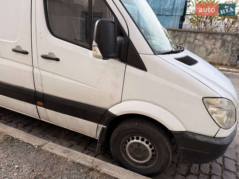 Грузовой фургон Mercedes-Benz Sprinter 2013 в Тернополе