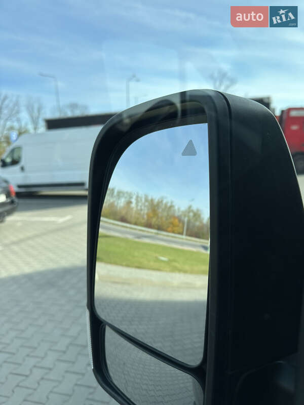 Грузовой фургон Mercedes-Benz Sprinter 2021 в Черновцах