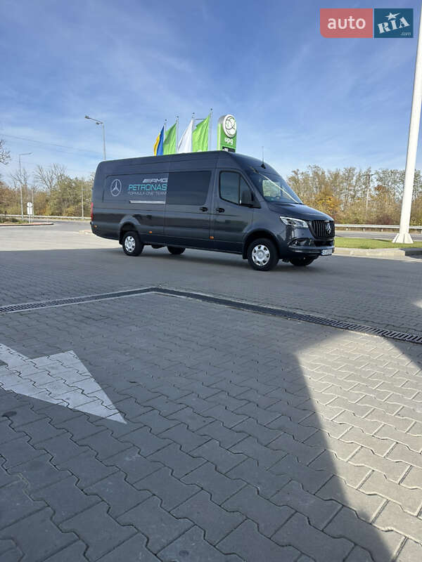 Грузовой фургон Mercedes-Benz Sprinter 2021 в Черновцах
