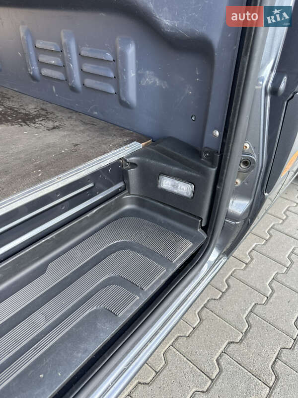 Грузовой фургон Mercedes-Benz Sprinter 2021 в Черновцах