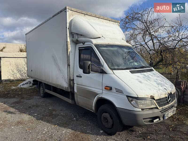 Mercedes-Benz Sprinter 2005