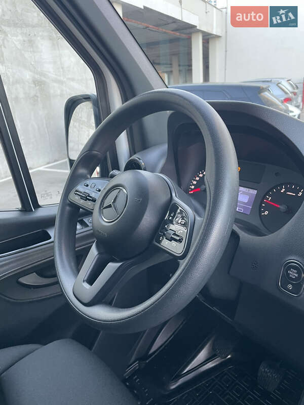 Грузовой фургон Mercedes-Benz Sprinter 2023 в Одессе