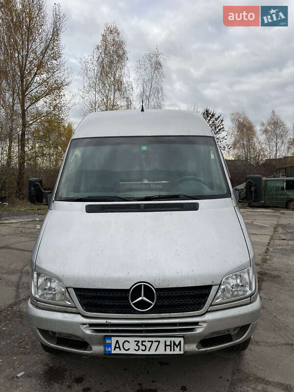 Mercedes-Benz Sprinter 2005 Mercedes-Benz Sprinter 2005