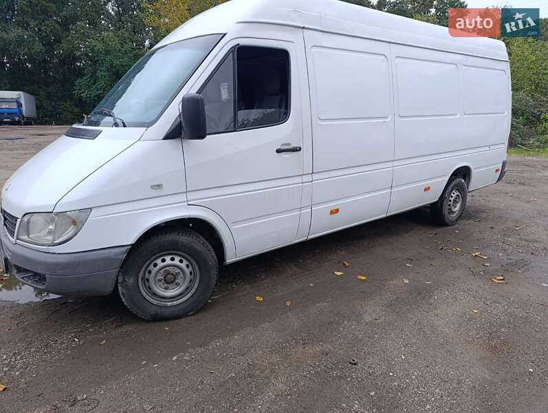 Mercedes-Benz Sprinter 2003