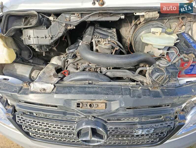 Вантажний фургон Mercedes-Benz Sprinter 2005 в Львові