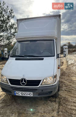 Грузовой фургон Mercedes-Benz Sprinter 2005 в Львове