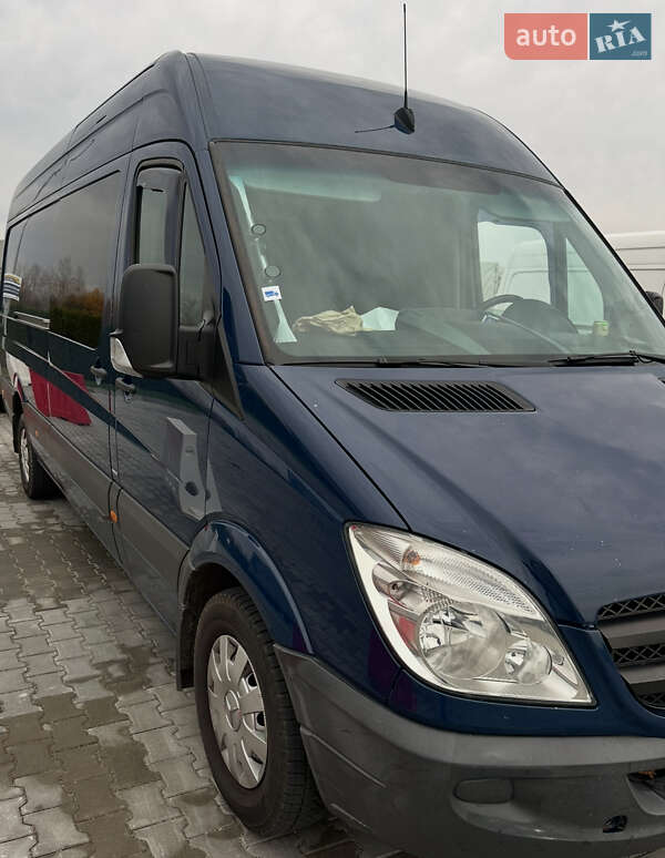 Вантажний фургон Mercedes-Benz Sprinter 2011 в Львові