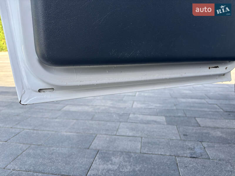 Вантажний фургон Mercedes-Benz Sprinter 2005 в Луцьку