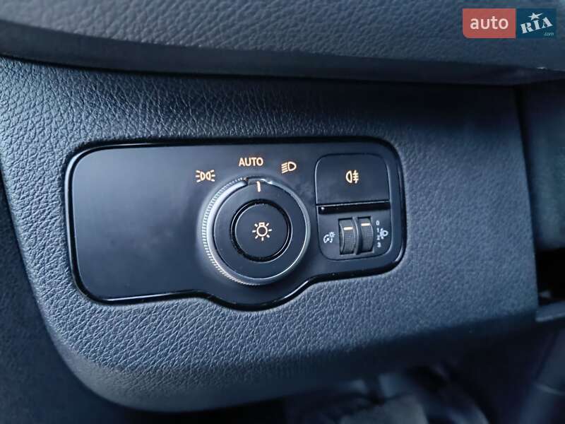 Грузовой фургон Mercedes-Benz Sprinter 2019 в Коломые фото 61 Грузовой фургон Mercedes-Benz Sprinter 2019 в Коломые
