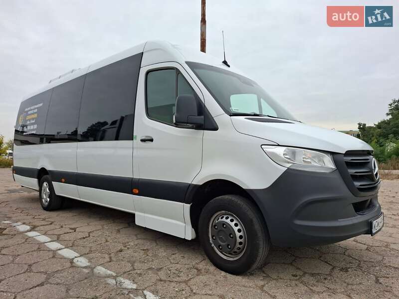 Mercedes-Benz Sprinter 2021