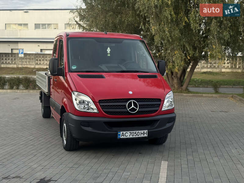 Mercedes-Benz Sprinter 2011