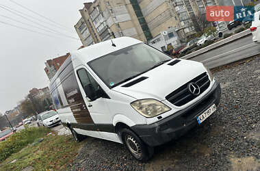 Вантажний фургон Mercedes-Benz Sprinter 2006 в Хмельницькому
