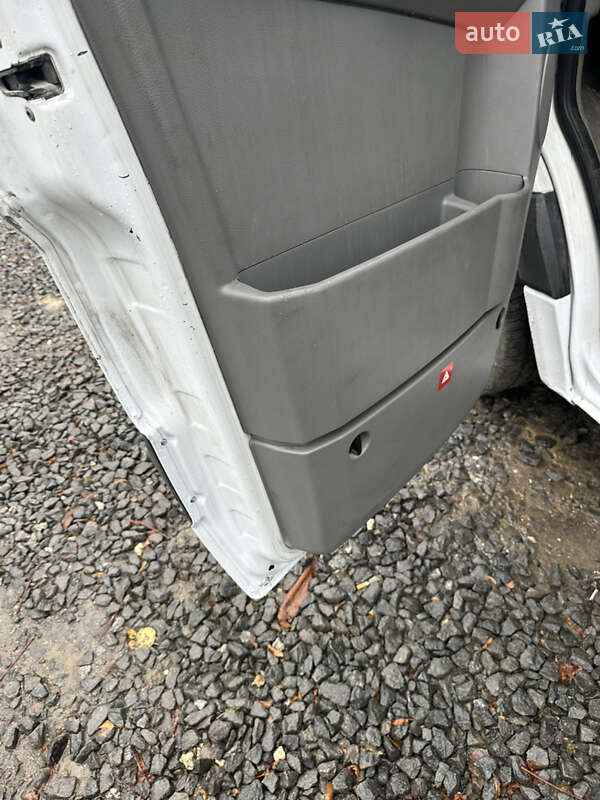 Вантажний фургон Mercedes-Benz Sprinter 2006 в Хмельницькому фото 7 Вантажний фургон Mercedes-Benz Sprinter 2006 в Хмельницькому