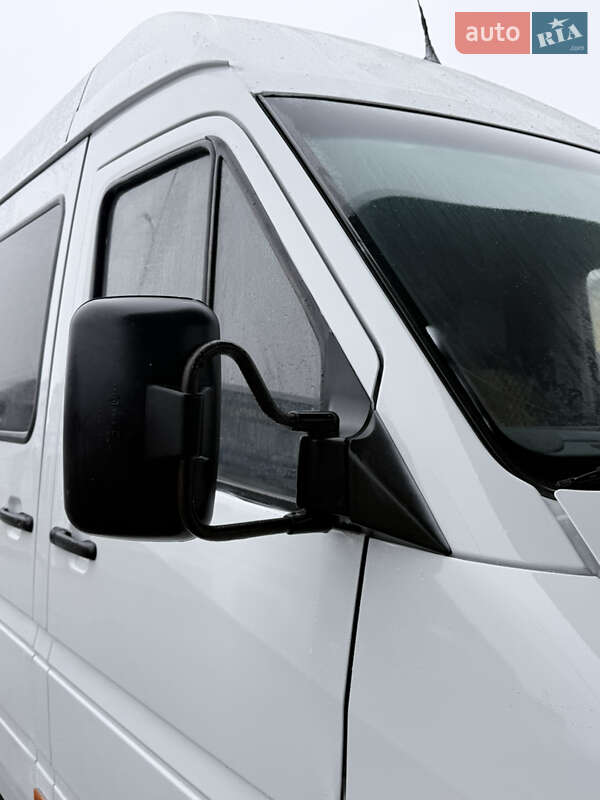 Грузопассажирский фургон Mercedes-Benz Sprinter 2005 в Хмельницком фото 6 Грузопассажирский фургон Mercedes-Benz Sprinter 2005 в Хмельницком