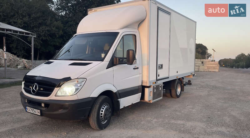 Mercedes-Benz Sprinter 2011