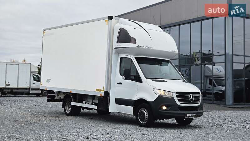 Mercedes-Benz Sprinter 2021