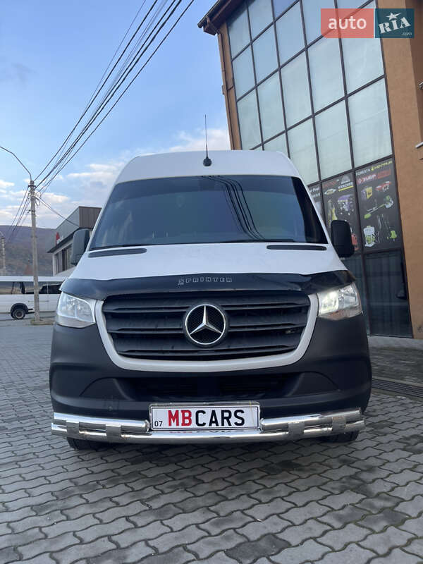 Вантажний фургон Mercedes-Benz Sprinter 2018 в Ужгороді фото 2 Вантажний фургон Mercedes-Benz Sprinter 2018 в Ужгороді