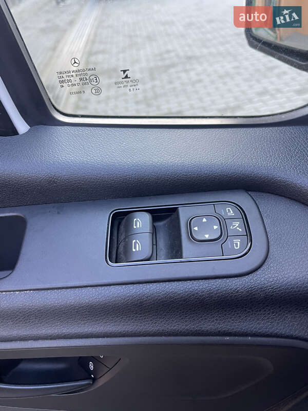 Вантажний фургон Mercedes-Benz Sprinter 2018 в Ужгороді фото 20 Вантажний фургон Mercedes-Benz Sprinter 2018 в Ужгороді