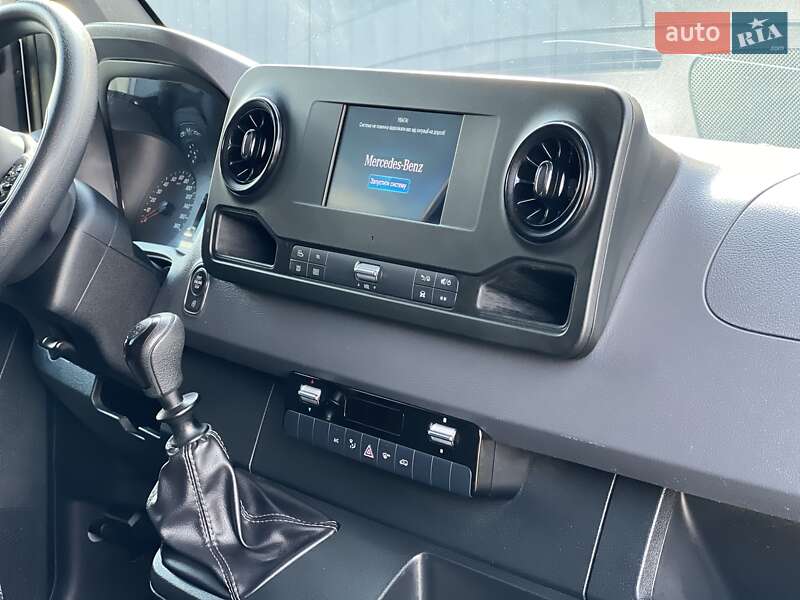 Вантажний фургон Mercedes-Benz Sprinter 2021 в Миколаєві фото 43 Вантажний фургон Mercedes-Benz Sprinter 2021 в Миколаєві