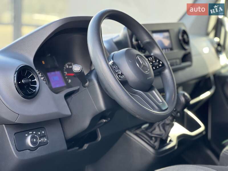 Вантажний фургон Mercedes-Benz Sprinter 2021 в Миколаєві фото 65 Вантажний фургон Mercedes-Benz Sprinter 2021 в Миколаєві