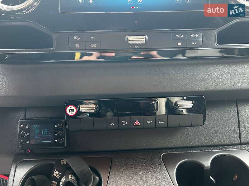 Вантажний фургон Mercedes-Benz Sprinter 2019 в Чернівцях фото 19 Вантажний фургон Mercedes-Benz Sprinter 2019 в Чернівцях