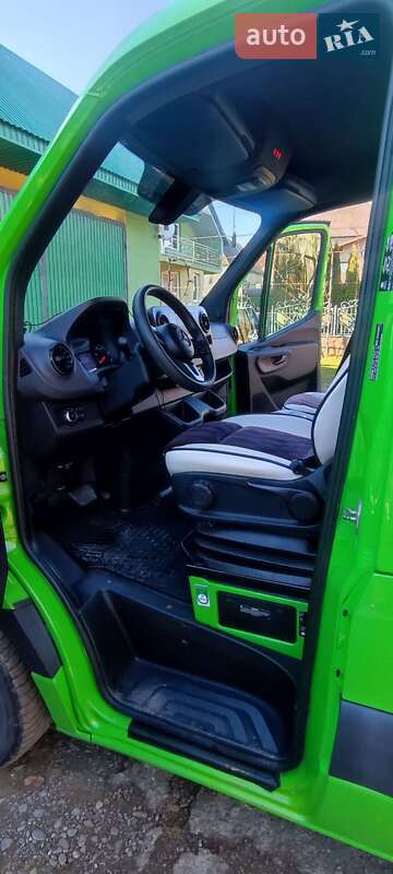 Микроавтобус Mercedes-Benz Sprinter 2017 в Хусте
