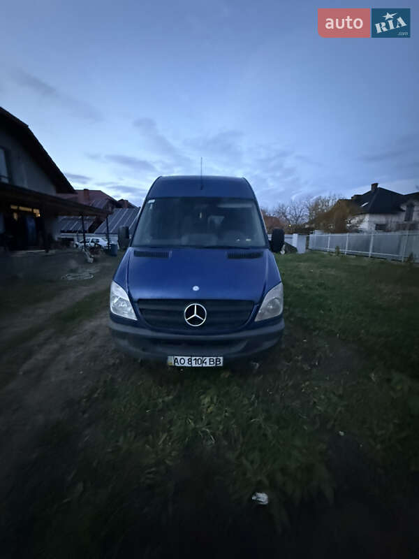 Мікроавтобус вантажний (до 3,5т) Mercedes-Benz Sprinter 2007 в Ужгороді фото 2 Мікроавтобус вантажний (до 3,5т) Mercedes-Benz Sprinter 2007 в Ужгороді