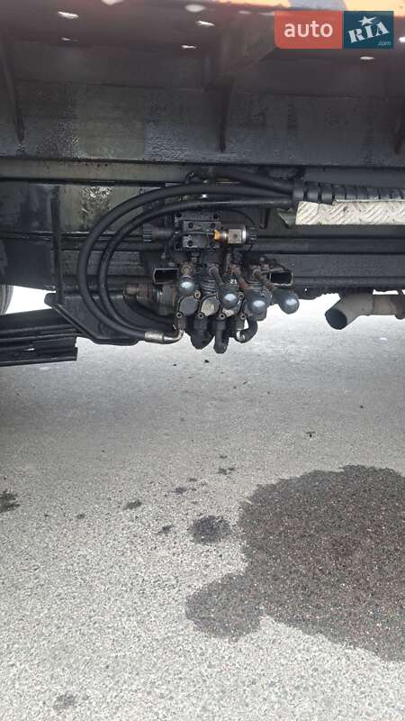 Эвакуатор Mercedes-Benz Sprinter 2006 в Борисполе