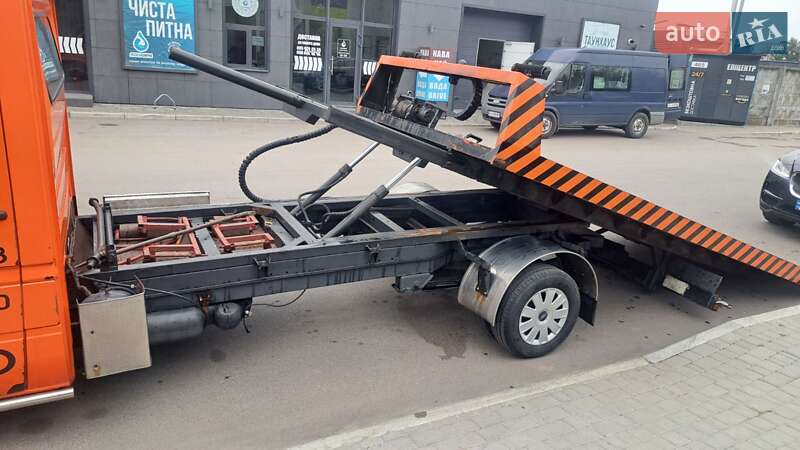 Эвакуатор Mercedes-Benz Sprinter 2006 в Борисполе