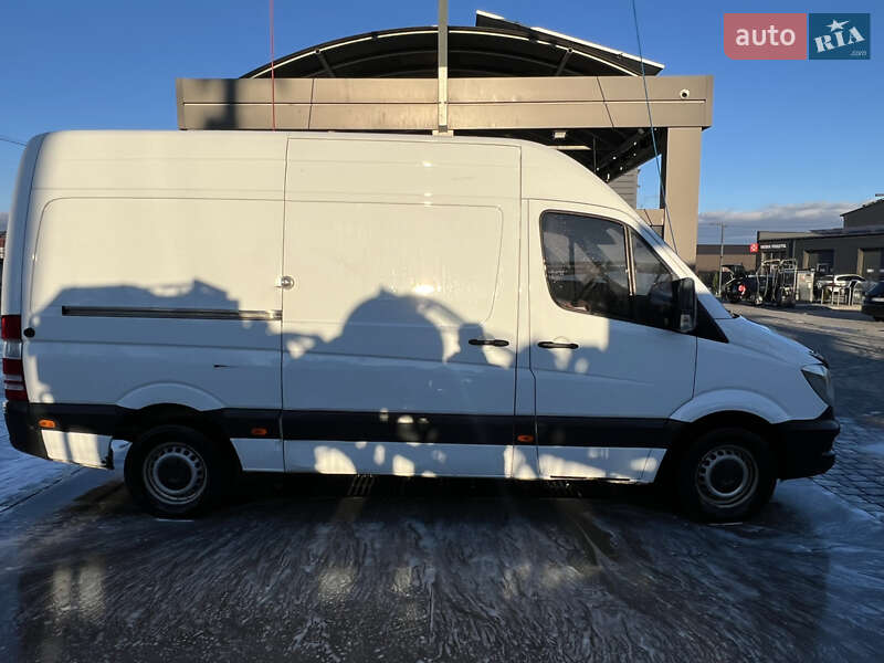 Грузовой фургон Mercedes-Benz Sprinter 2017 в Ивано-Франковске фото 4 Грузовой фургон Mercedes-Benz Sprinter 2017 в Ивано-Франковске