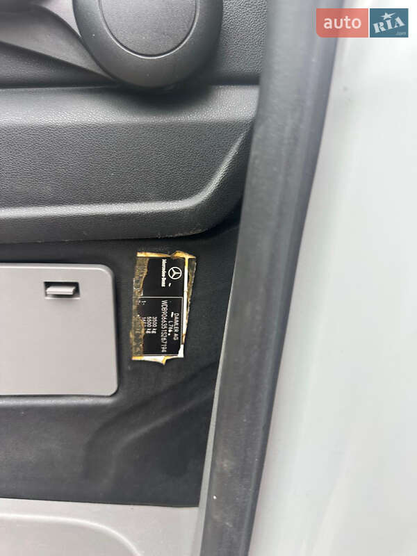 Минивэн Mercedes-Benz Sprinter 2008 в Киеве фото 38 Минивэн Mercedes-Benz Sprinter 2008 в Киеве