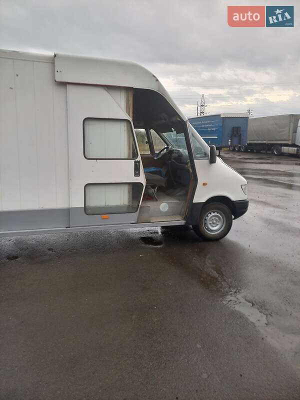 Вантажний фургон Mercedes-Benz Sprinter 1996 в Дрогобичі