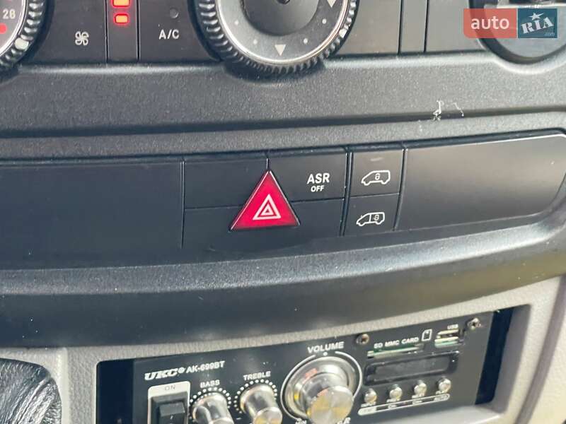 Мікроавтобус Mercedes-Benz Sprinter 2016 в Києві фото 36 Мікроавтобус Mercedes-Benz Sprinter 2016 в Києві