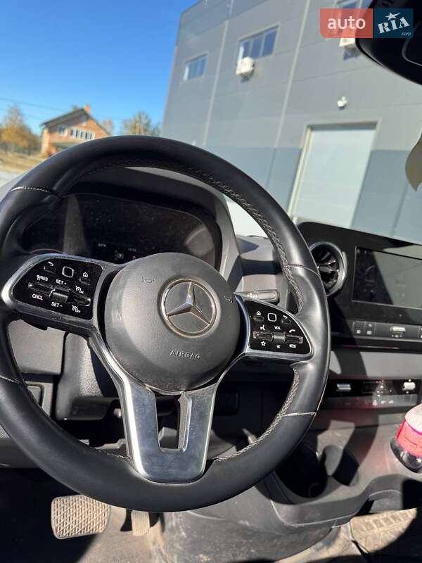 Микроавтобус грузовой (до 3,5т) Mercedes-Benz Sprinter 2019 в Львове