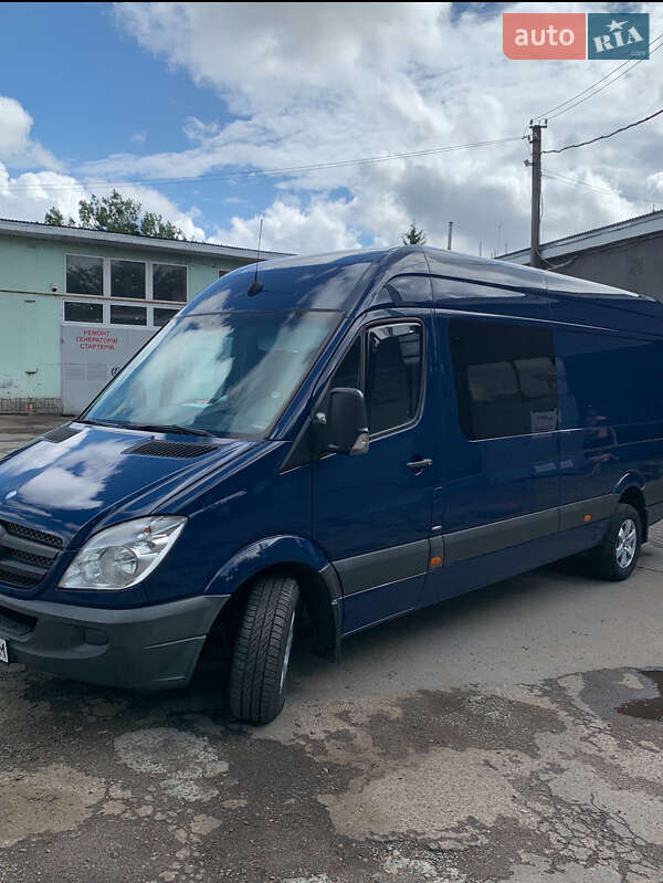 Вантажний фургон Mercedes-Benz Sprinter 2011 в Львові