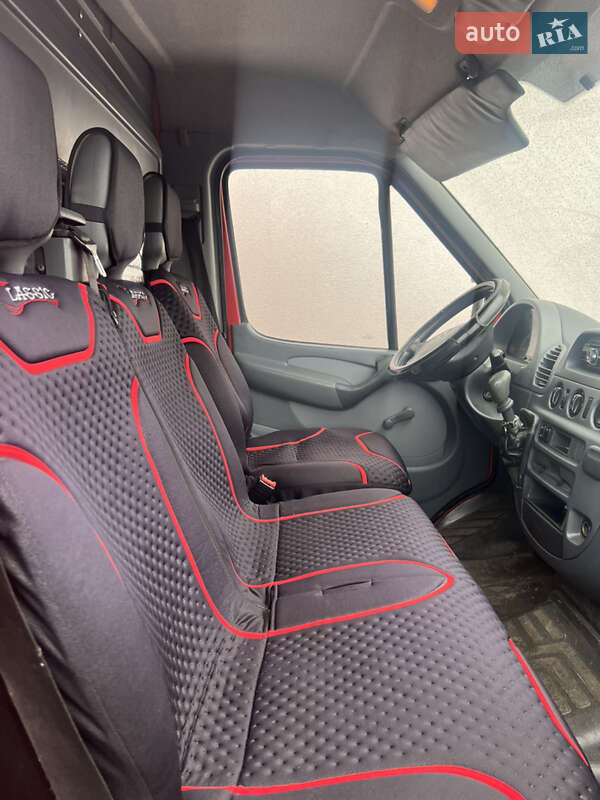 Вантажний фургон Mercedes-Benz Sprinter 2005 в Богородчанах фото 2 Вантажний фургон Mercedes-Benz Sprinter 2005 в Богородчанах