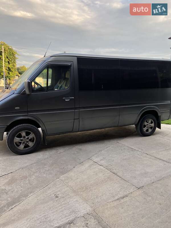 Mercedes-Benz Sprinter 2005