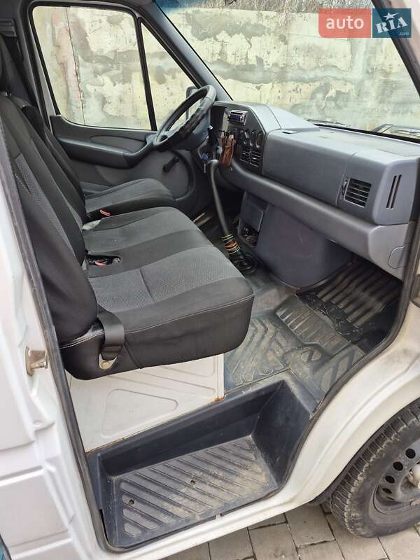 Грузовой фургон Mercedes-Benz Sprinter 1999 в Тернополе фото 9 Грузовой фургон Mercedes-Benz Sprinter 1999 в Тернополе