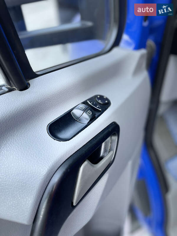 Вантажний фургон Mercedes-Benz Sprinter 2014 в Тернополі