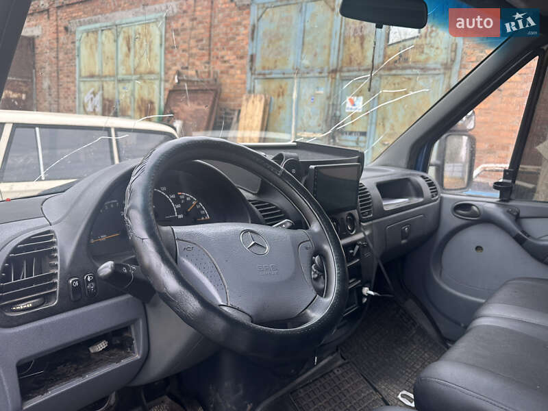 Грузовой фургон Mercedes-Benz Sprinter 2004 в Харькове