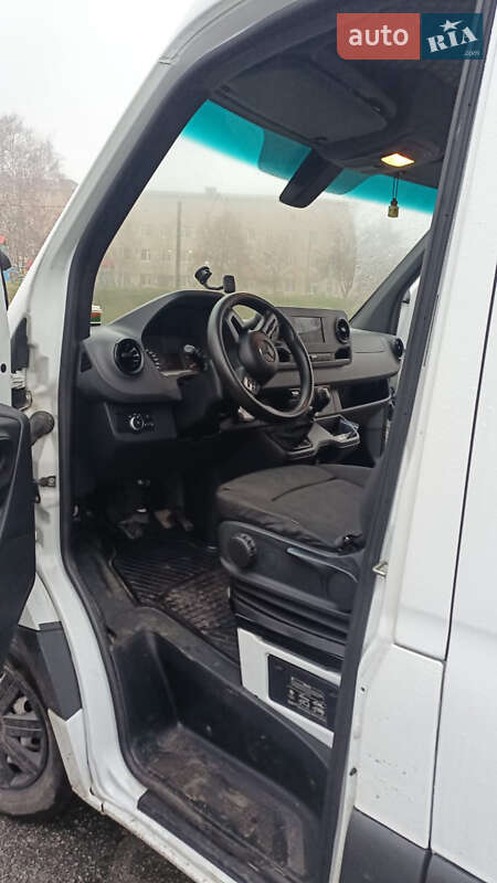 Минивэн Mercedes-Benz Sprinter 2019 в Киеве