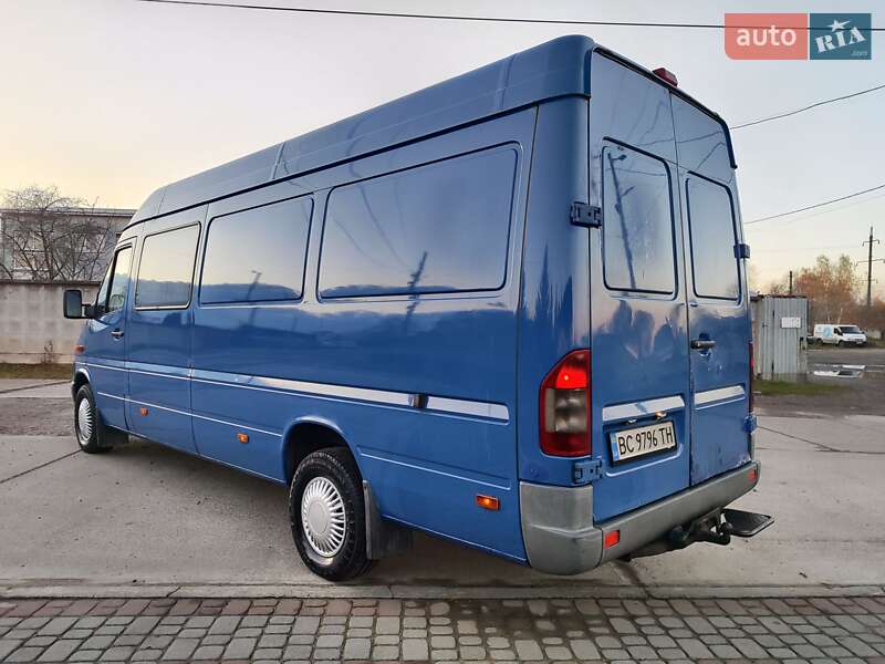 Микроавтобус Mercedes-Benz Sprinter 2003 в Шептицькому
