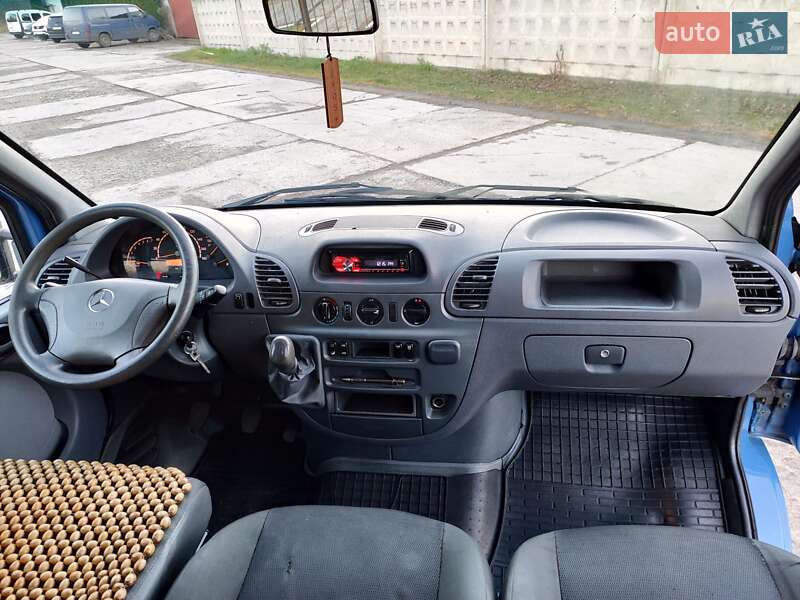 Микроавтобус Mercedes-Benz Sprinter 2003 в Шептицькому
