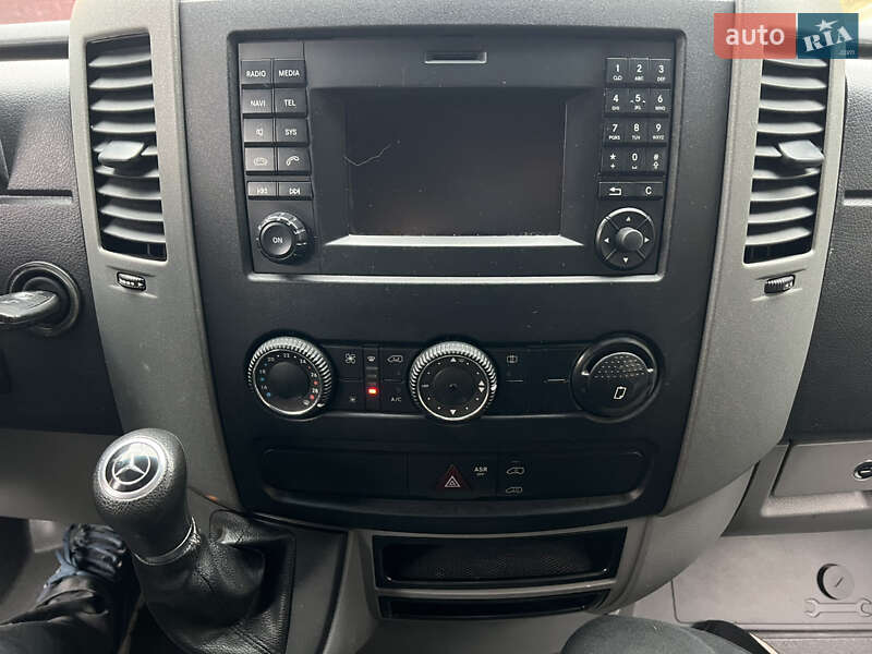 Грузовой фургон Mercedes-Benz Sprinter 2017 в Виннице фото 2 Грузовой фургон Mercedes-Benz Sprinter 2017 в Виннице