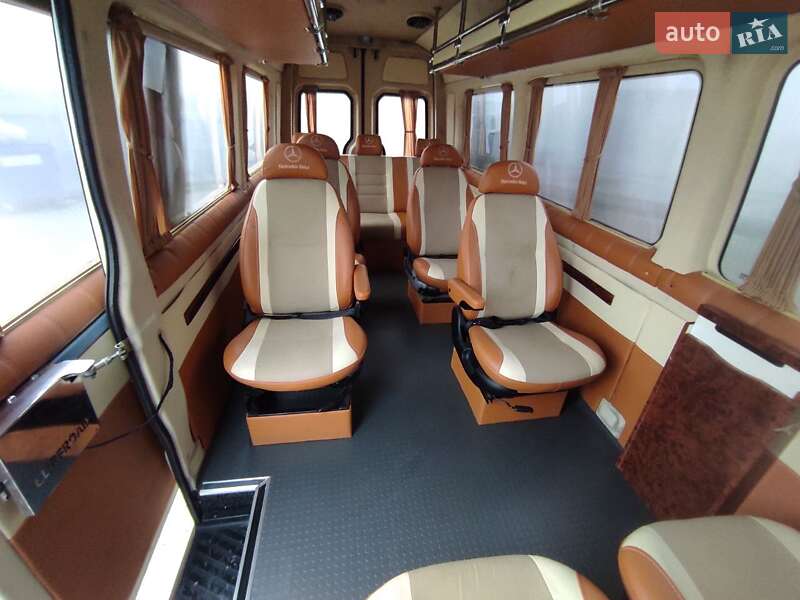 Микроавтобус Mercedes-Benz Sprinter 2011 в Львове