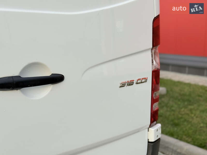 Мінівен Mercedes-Benz Sprinter 2016 в Рівному