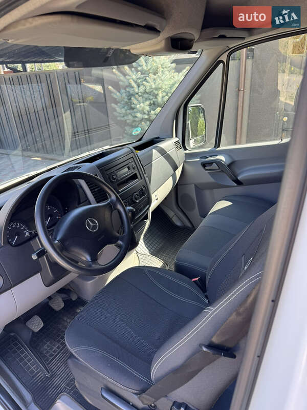 Микроавтобус грузовой (до 3,5т) Mercedes-Benz Sprinter 2013 в Днепре фото 2 Микроавтобус грузовой (до 3,5т) Mercedes-Benz Sprinter 2013 в Днепре