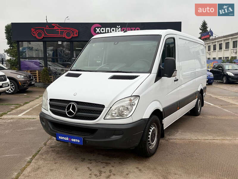 Mercedes-Benz Sprinter 2011