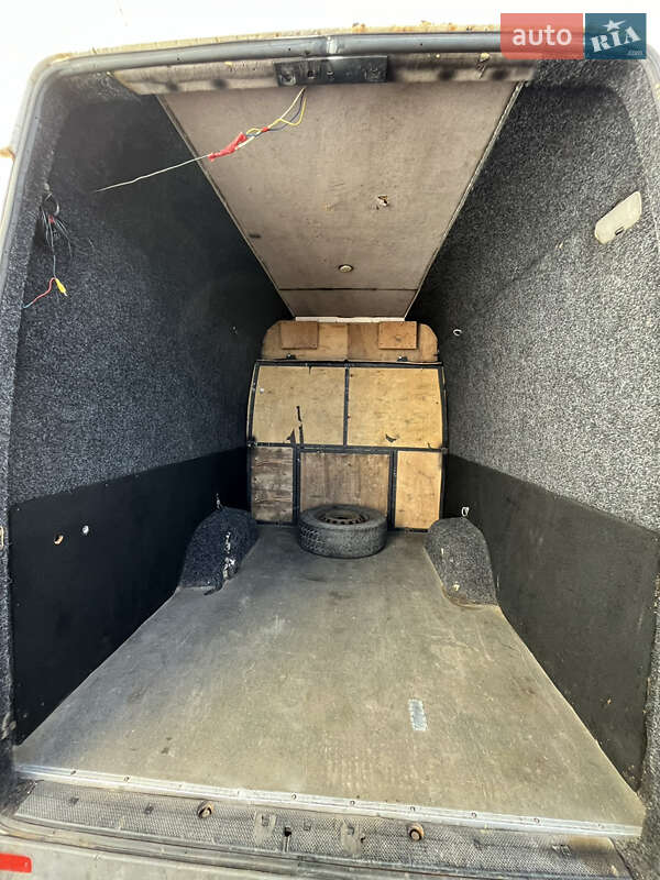 Грузовой фургон Mercedes-Benz Sprinter 2006 в Тлумаче фото 9 Грузовой фургон Mercedes-Benz Sprinter 2006 в Тлумаче